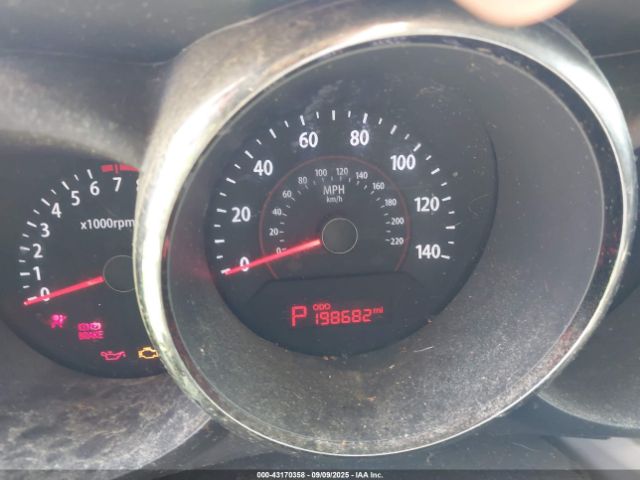 2010 KIA SOUL KNDJT2A27A7178276 Photo 6