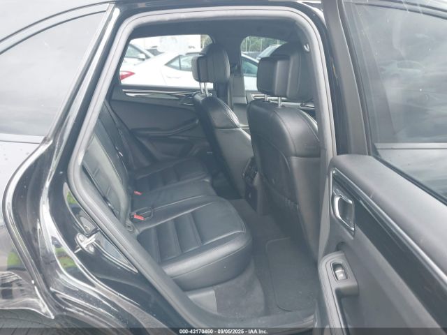 2017 PORSCHE MACAN WP1AA2A50HLB08604 Photo 7