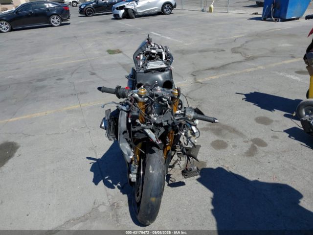 2023 APRILIA RSV4 ZD4KYUB08PS000773 Photo 4