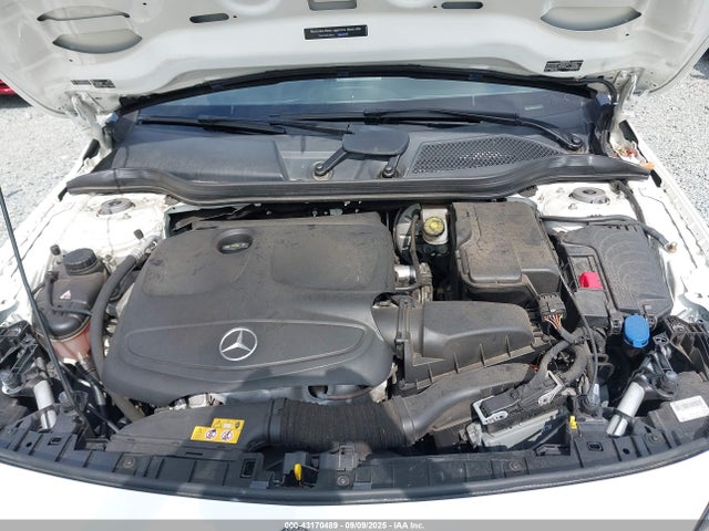 WDCTG4GB8JJ489549 Mercedes-Benz 270