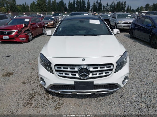 WDCTG4GB8JJ489549 Mercedes-Benz 270