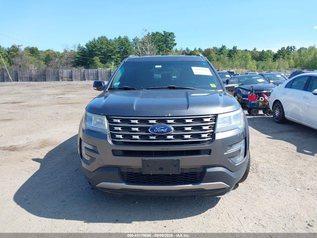 1FM5K8D82GGB25125 Ford 2016