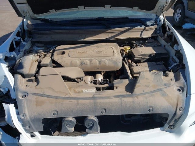 1C4PJLCB0GW126067 Jeep Cherokee