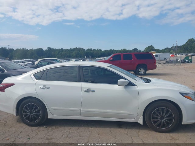 1N4AL3AP5JC153908 Nissan Altima 2.5 S