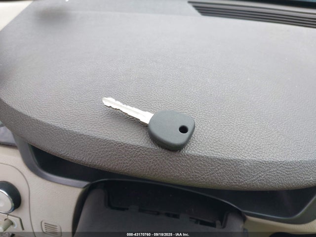 2010 CADILLAC DTS 1G6KD5EYXAU132933 Photo 10