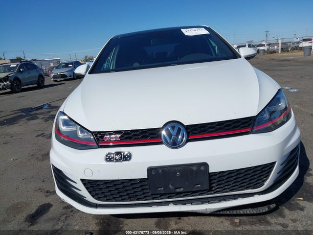 3VW547AU6GM022366 Volkswagen 2016