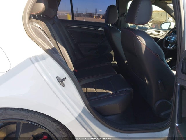 3VW547AU6GM022366 Volkswagen 2016