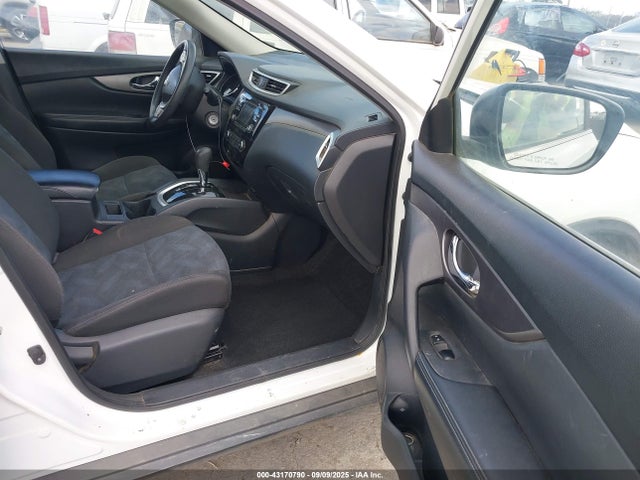 Nissan ROGUE S 2016 KNMAT2MV3GP632389 Image 5