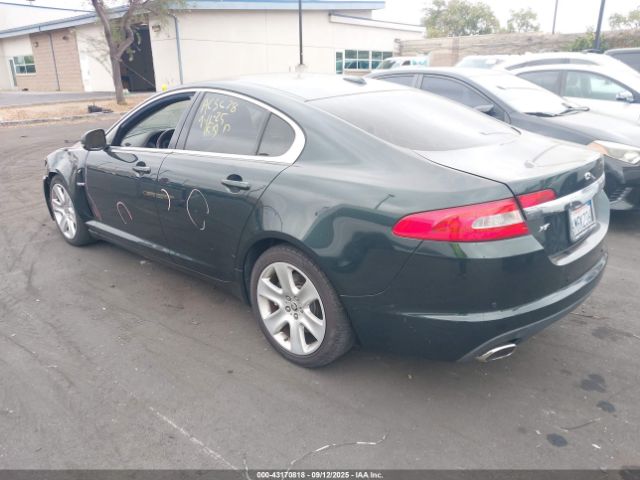2011 JAGUAR XF SAJWA0FB1BLR92930 Photo 2