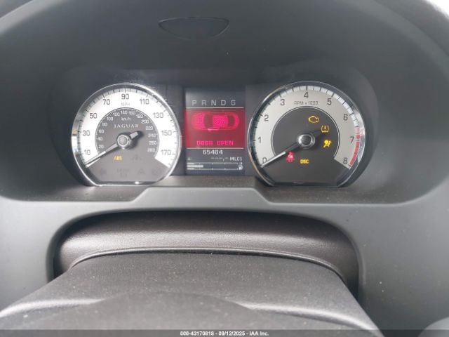 2011 JAGUAR XF SAJWA0FB1BLR92930 Photo 6