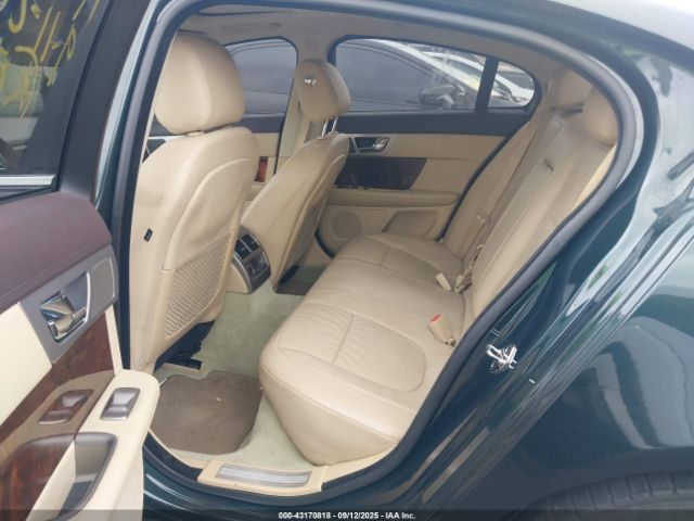2011 JAGUAR XF SAJWA0FB1BLR92930 Photo 7