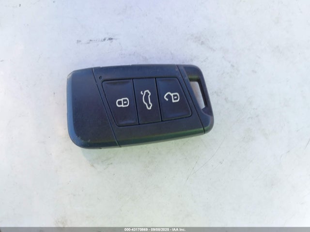 3VWC57BU0KM007230 Volkswagen 1.4 tsi