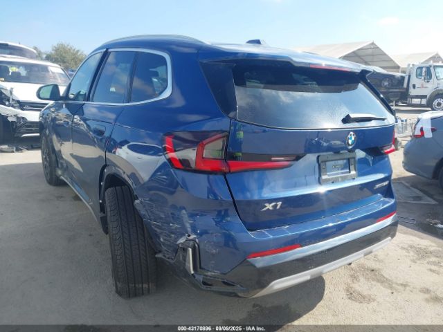 2024 BMW X1 WBX73EF06R5Z79567 Photo 2