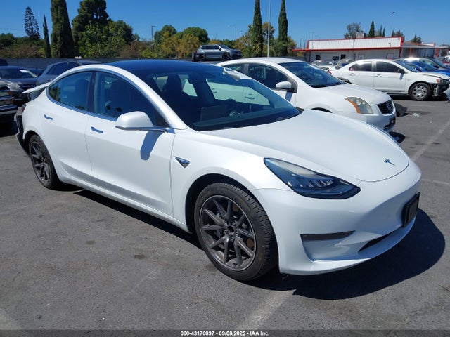 2018 TESLA MODEL 3 5YJ3E1EA2JF162186 Photo 0