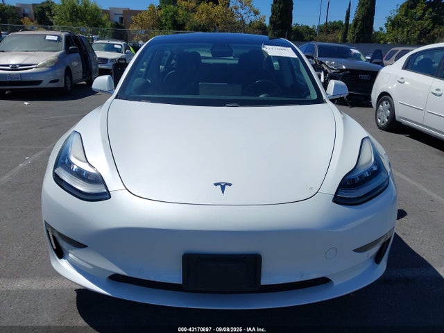 5YJ3E1EA2JF162186 Tesla MODEL 3
