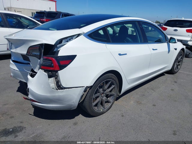 2018 TESLA MODEL 3 5YJ3E1EA2JF162186 Photo 3