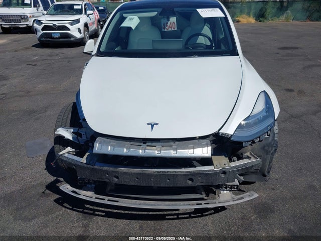 2021 TESLA MODEL Y 5YJYGDEE3MF219908 Photo 5
