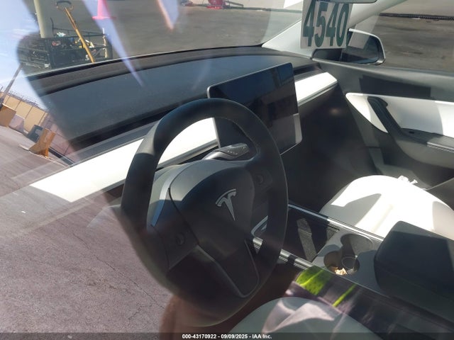 2021 TESLA MODEL Y 5YJYGDEE3MF219908 Photo 6