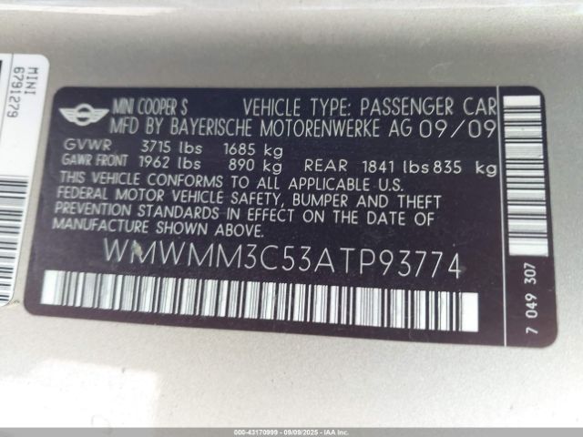 2010 MINI COOPER S CLUBMAN WMWMM3C53ATP93774 Photo 8