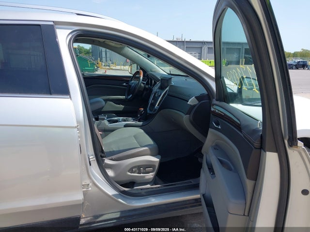 2010 CADILLAC SRX 3GYFNEEY0AS534224 Photo 4