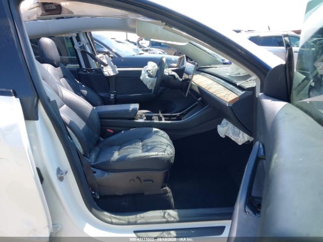 2020 TESLA MODEL Y 5YJYGDEF5LF002626 Photo 4