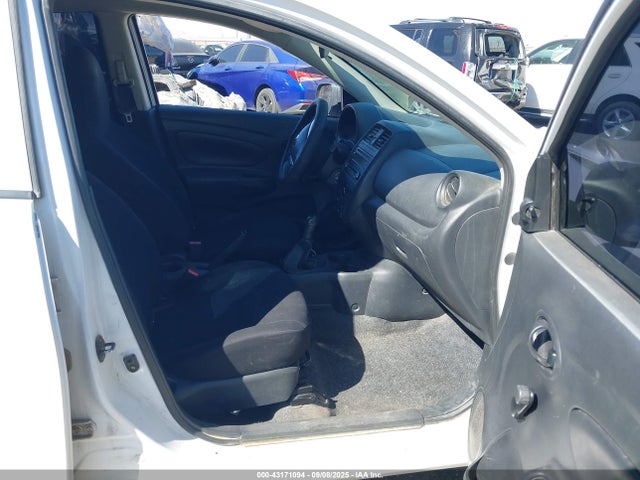 3N1CN7AP8FL800398 Nissan Versa
