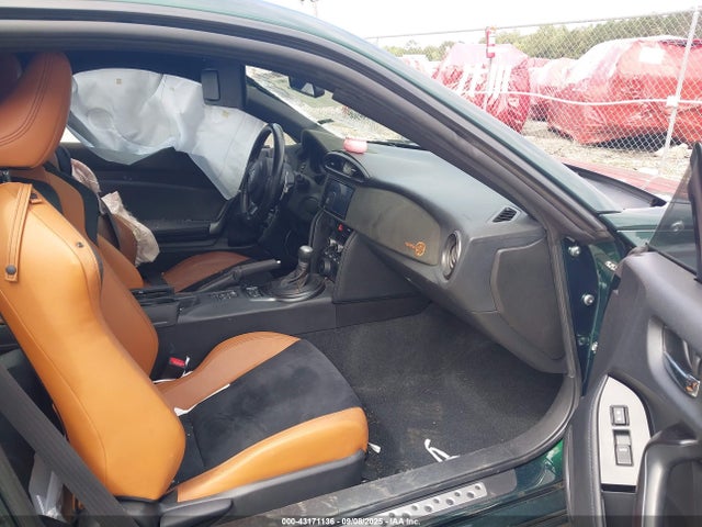 JF1ZNAE15L8750909 Toyota na