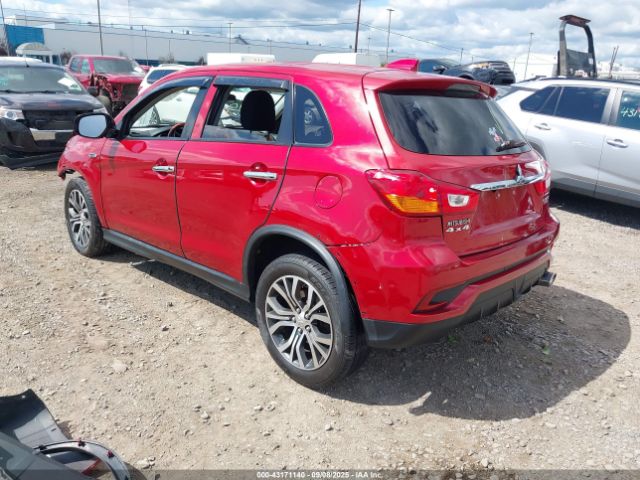 2018 MITSUBISHI OUTLANDER SPORT JA4AR3AU7JZ028785 Photo 2