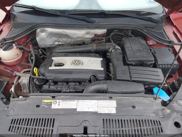 WVGBV7AX5FW059481 Volkswagen Tiguan