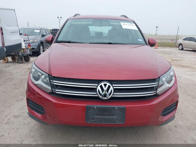 WVGBV7AX5FW059481 Volkswagen Tiguan