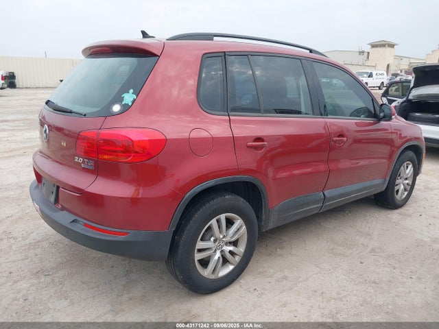 WVGBV7AX5FW059481 Volkswagen Tiguan