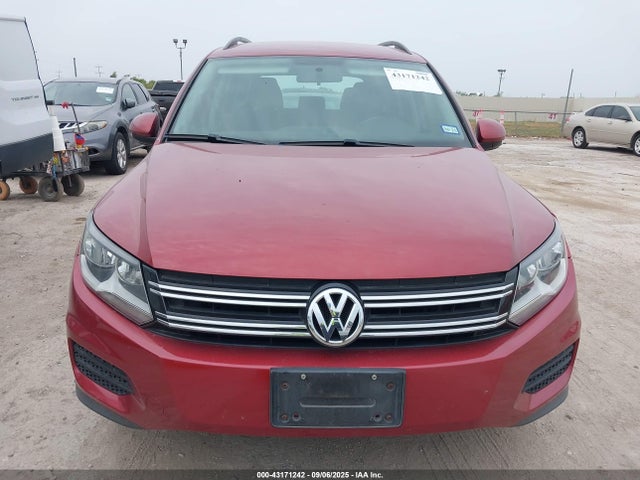 WVGBV7AX5FW059481 Volkswagen Tiguan