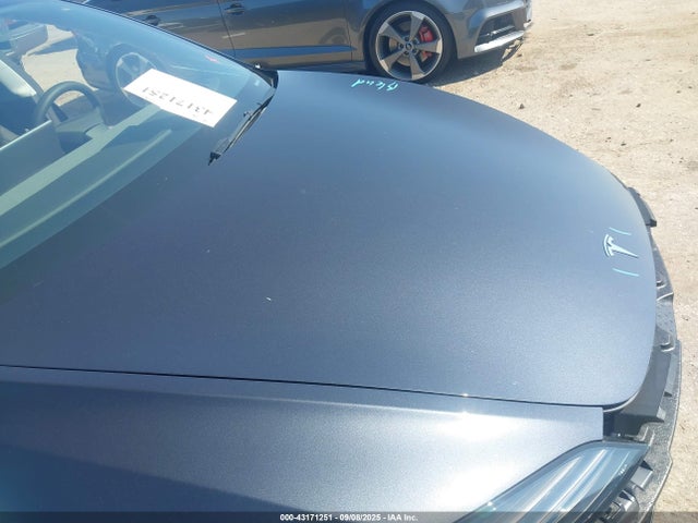 2025 TESLA MODEL 3 5YJ3E1EB8SF962565 Photo 9