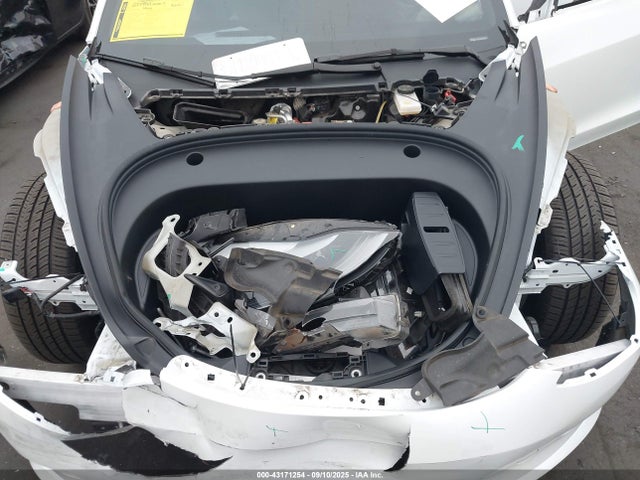 Tesla MODEL 3 2023 5YJ3E1EA5PF638567 Image 10