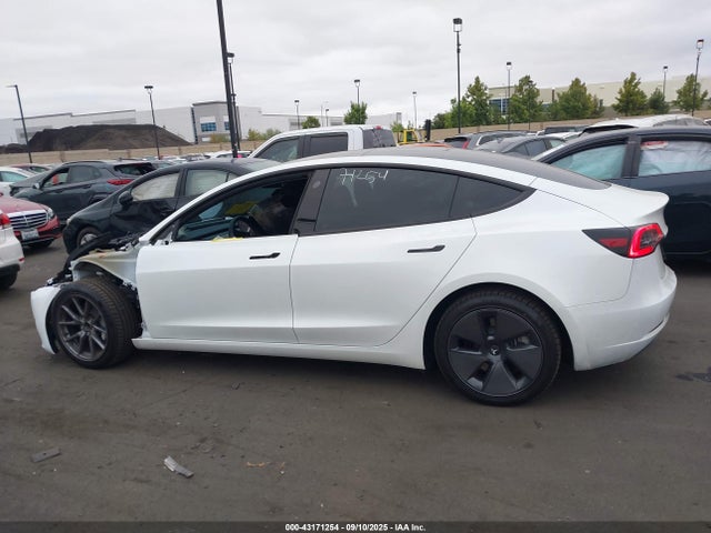 Tesla MODEL 3 2023 5YJ3E1EA5PF638567 Image 15