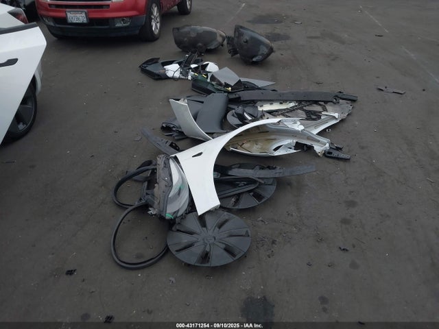 Tesla MODEL 3 2023 5YJ3E1EA5PF638567 Image 12