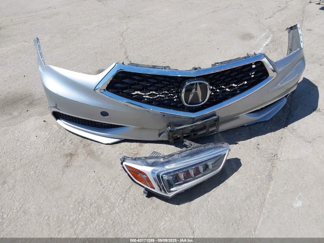 Acura k24w7 2018 19UUB1F37JA008001 Image 12