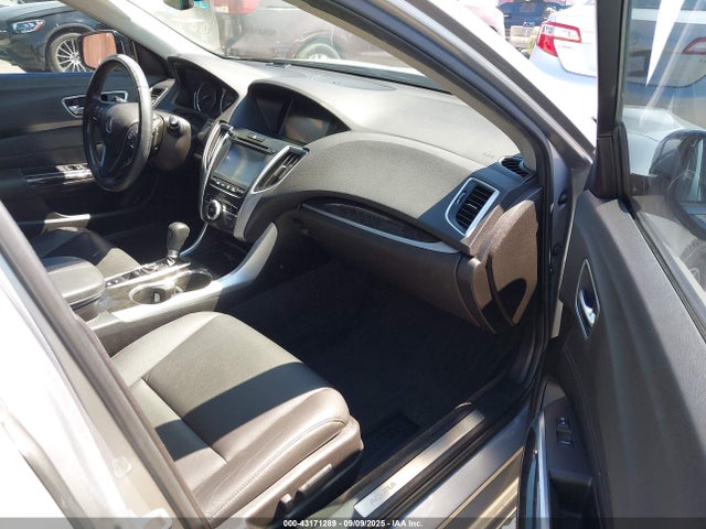 Acura k24w7 2018 19UUB1F37JA008001 Image 5