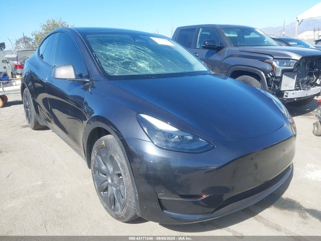 2025 TESLA MODEL Y 7SAYGDED6SF242106 Photo 0