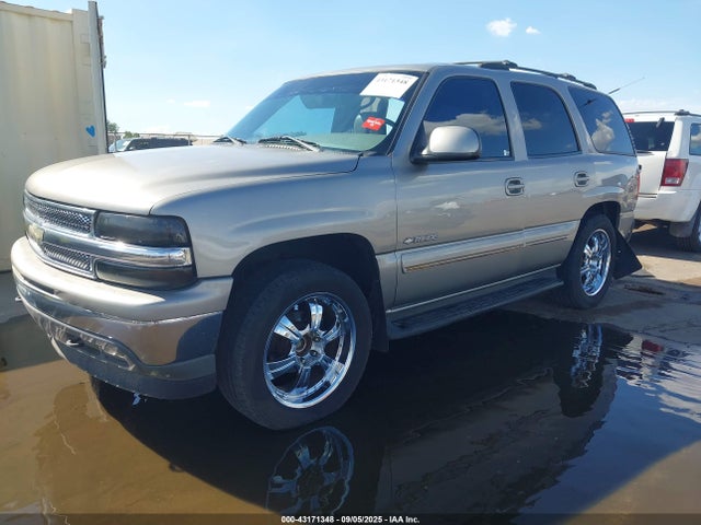 2001 CHEVROLET TAHOE 1GNEC13T31R164243 Photo 1