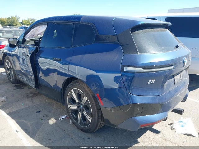 Продаж на аукціоні авто 2022 Bmw Ix Xdrive50, vin: WB523CF0XNCK51490, номер лоту: 43171412