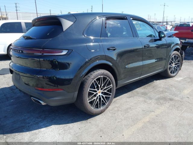 2025 PORSCHE CAYENNE WP1AA2AY0SDA02598 Photo 3