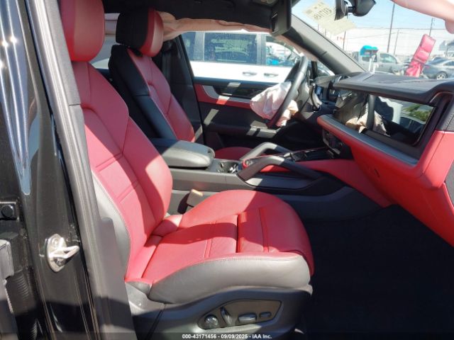 2025 PORSCHE CAYENNE WP1AA2AY0SDA02598 Photo 4