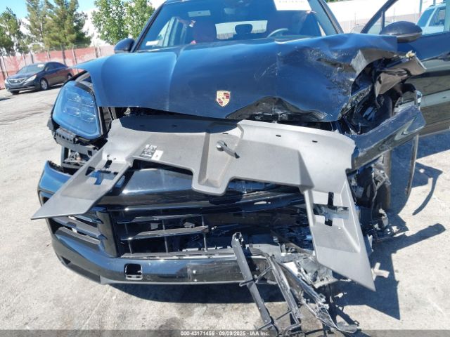 2025 PORSCHE CAYENNE WP1AA2AY0SDA02598 Photo 5