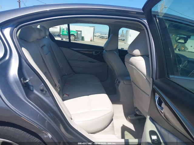 JN1EV7APXJM592094 Infiniti 2018
