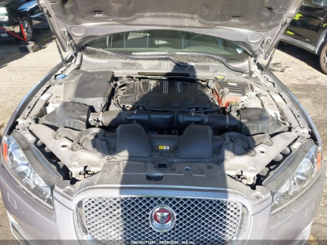 2015 JAGUAR XF SAJWJ0FF5F8U59829 Photo 9