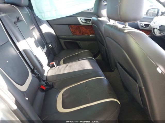 2015 JAGUAR XF SAJWJ0FF5F8U59829 Photo 7
