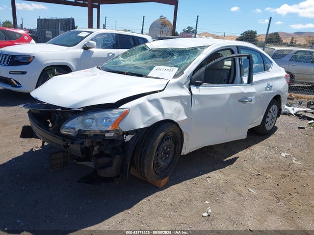 3N1AB7APXEY283588 Nissan 2014