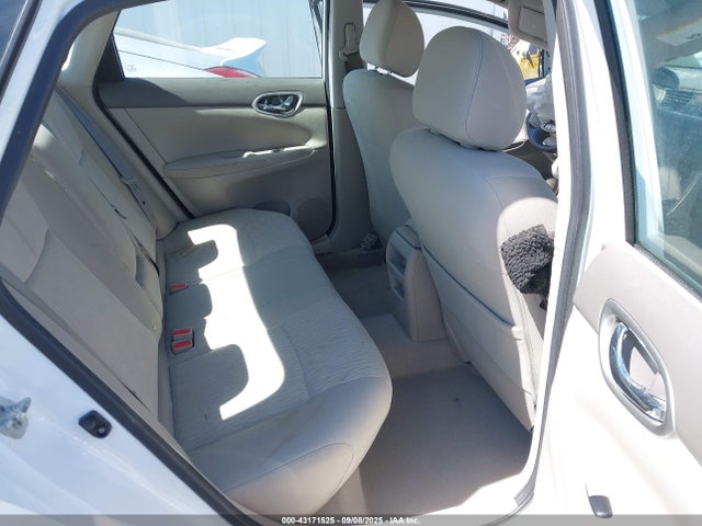 3N1AB7APXEY283588 Nissan 2014