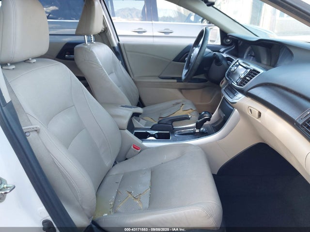 Honda k24w1 2014 1HGCR2F82EA142588 Image 5